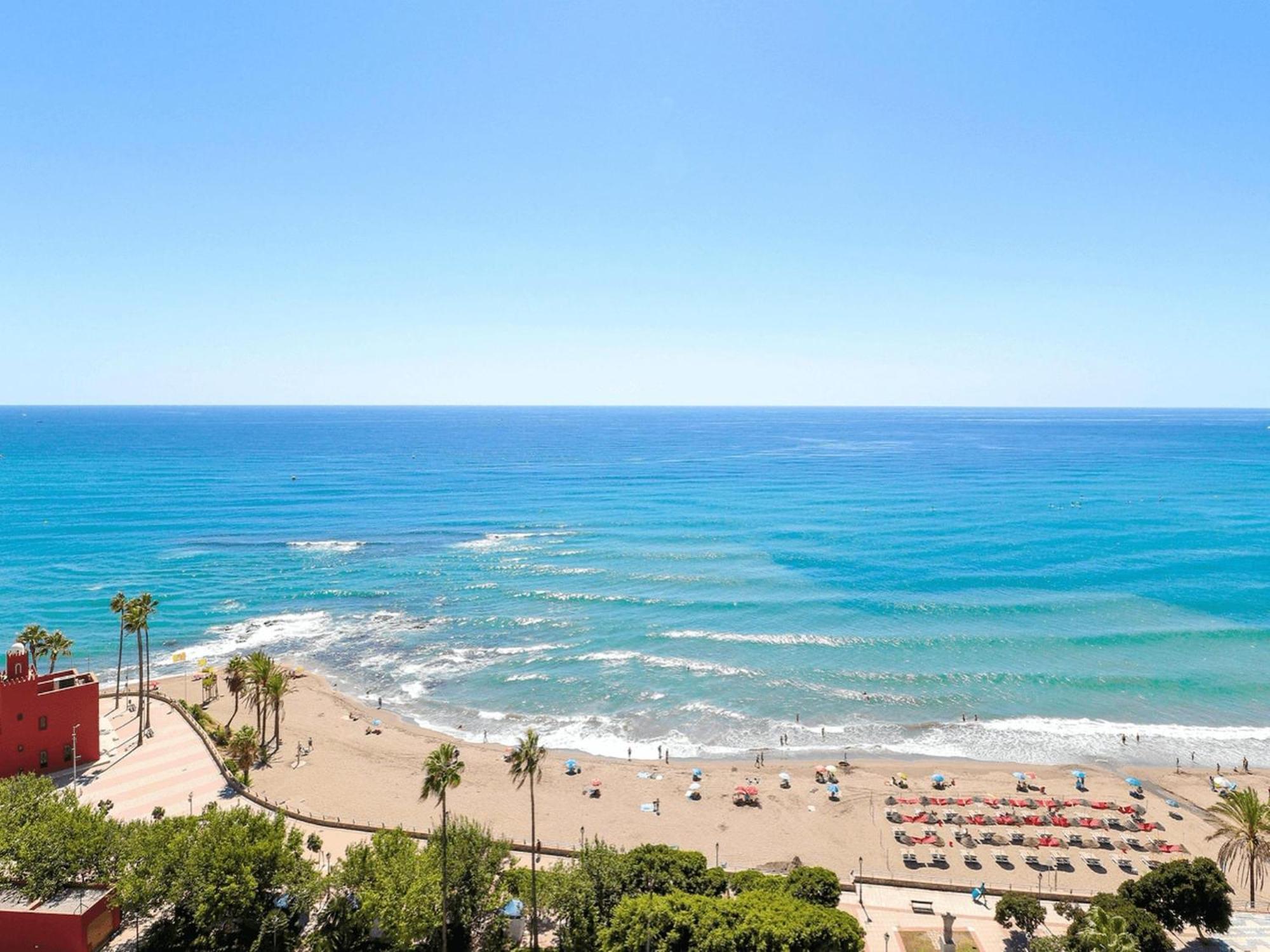 Belvilla By Oyo Estudio Benal Beach Málaga Esterno foto