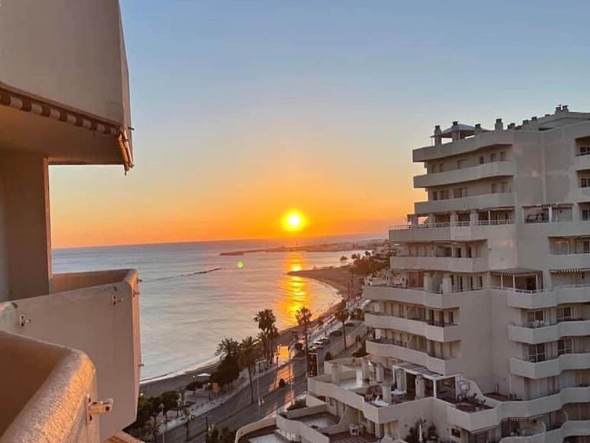 Belvilla By Oyo Estudio Benal Beach Málaga Esterno foto